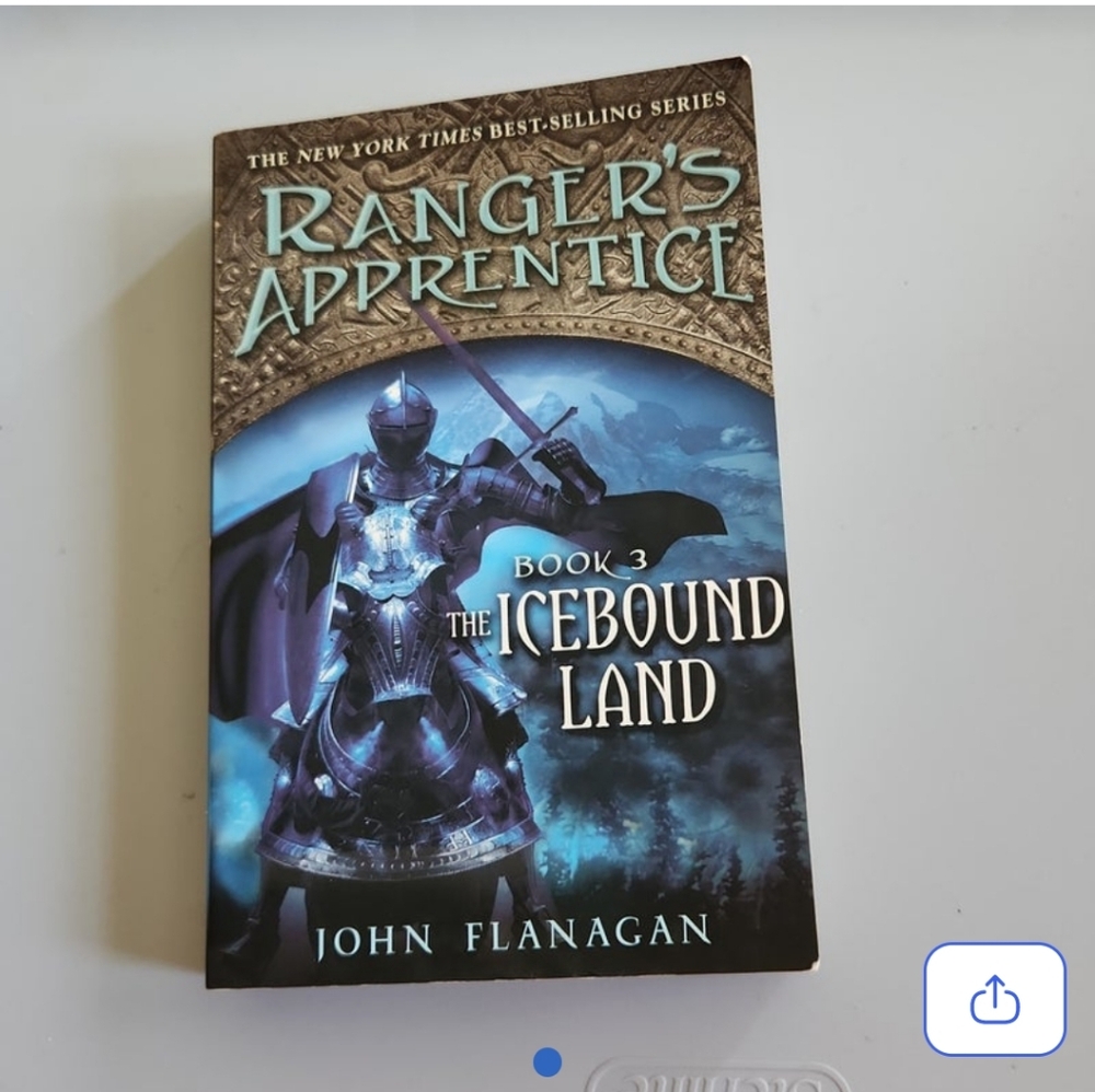 Book: Rangers Apprentice the icebound land